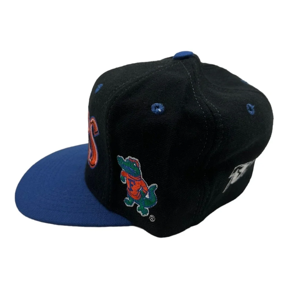 VTG 90s Top of the World Florida Gators Graffiti Fitted Hat Cap Size‎ 6 3/4 NWT